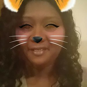 Meet your Posher, Neosha